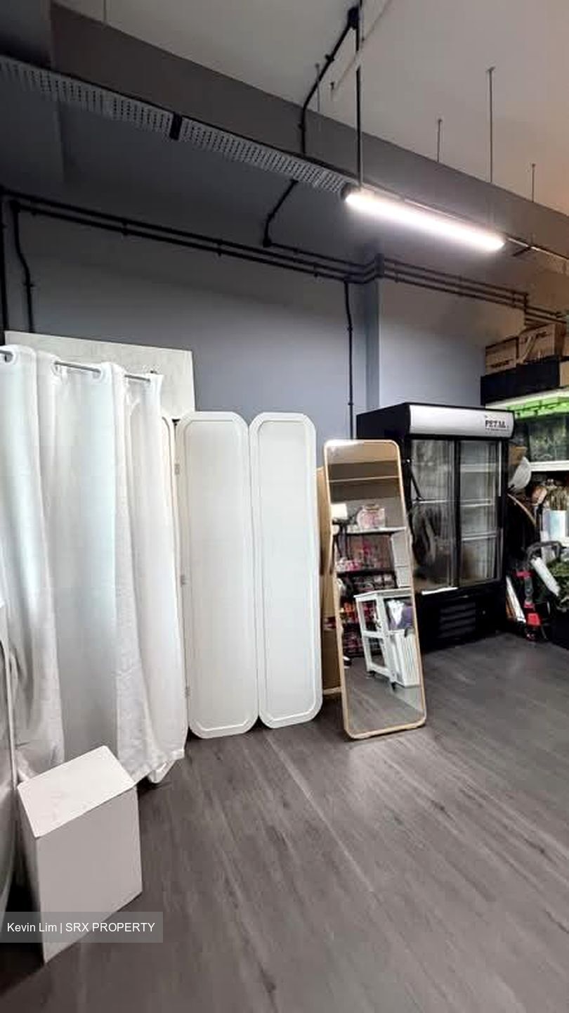 Link@amk (D20), Factory #562953211